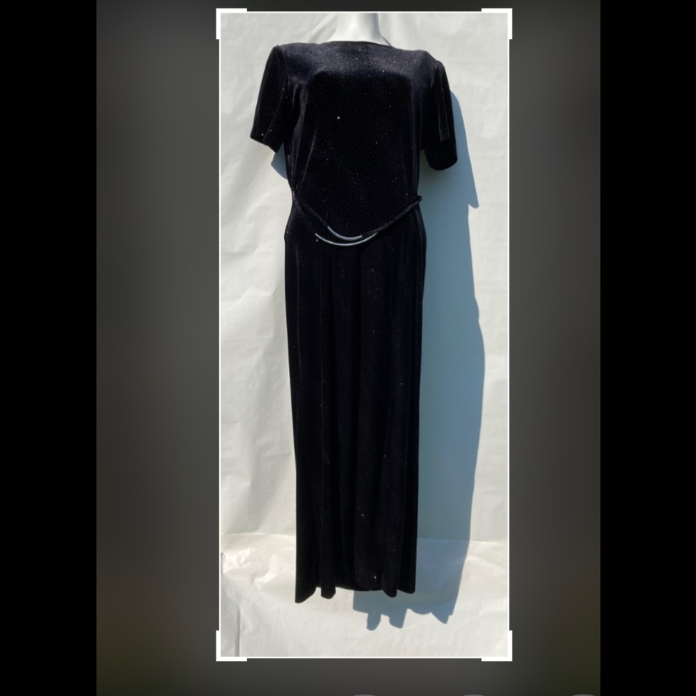 Eve Wear Blk Dress sz12